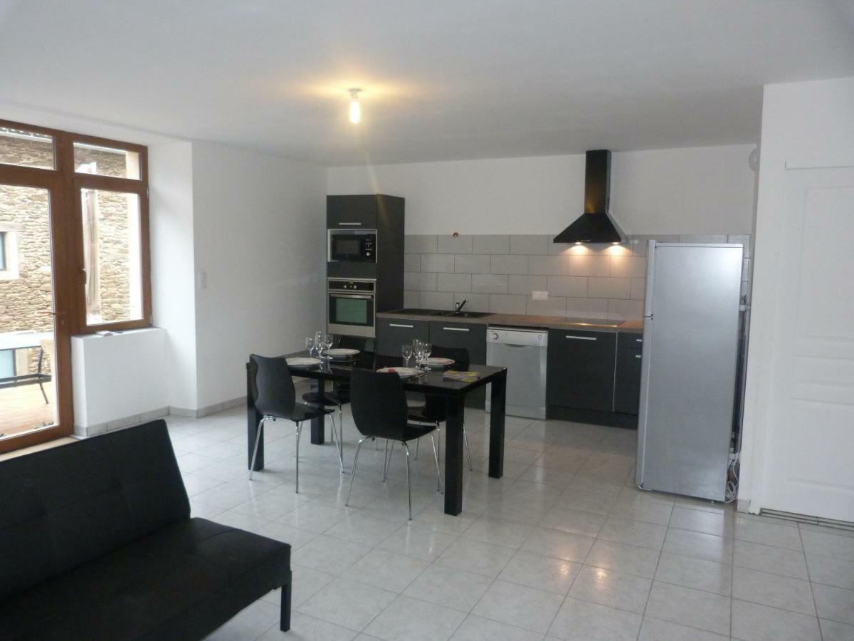 Gite Oustal Belcastel  Екстериор снимка